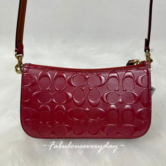 Coach Penn Shoulder Bag In Signature Leather/Gold/Red CCC46 NWT - Picture 4 of 10
